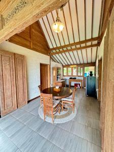 Fotografie z fotogalerie ubytování VILLAS ROC-AZUR Nusa Penida v destinaci Sampalan