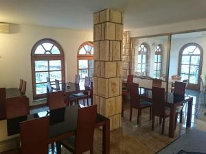 Restaurace v ubytování Guest House Vila Luka