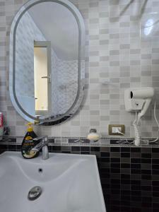 Bilik mandi di Ideal Home
