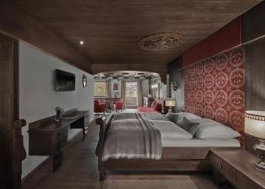 Katil atau katil-katil dalam bilik di Hotel Goldener Greif