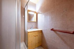 Et badeværelse på Blue Sky - Station de ski à pied + 7 billeder