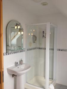 Gallery image of Yeats Lodge in Drumcliff