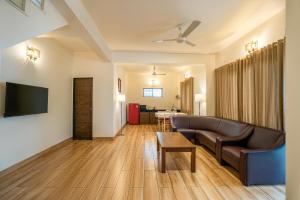 TV a/nebo společenská místnost v ubytování Villas By Hangout