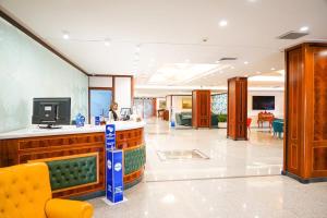 A television and/or entertainment centre at Best Western Hotel Ferrari