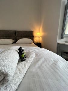 Posteľ alebo postele v izbe v ubytovaní Tinion Urban Hotel