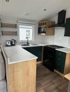 Galería fotográfica de Lake View Caravan - Haven Lakeland en Flookburgh 9 fotos más