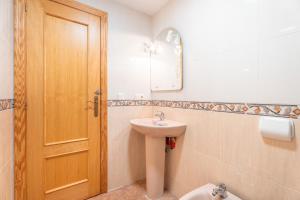 A bathroom at Herba Sana