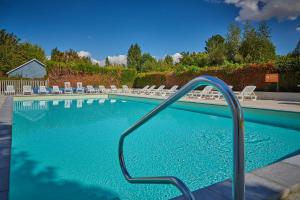 Camping Les Fontaines, Ivry-la-Bataille (updated prices 2026)