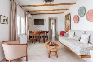 Μια τηλεόραση ή/και κέντρο ψυχαγωγίας στο Villa Eleni - At the Top!