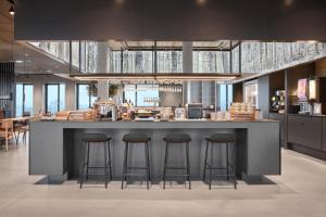 Zona de lounge sau bar la Four Points Flex by Sheraton Vejle