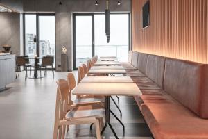 O zonă de relaxare la Four Points Flex by Sheraton Vejle
