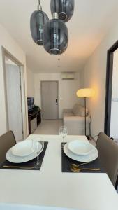 Φωτογραφία από το άλμπουμ του Upscale Apartment With Train Access Bts Thonglor στη Μπανγκόκ