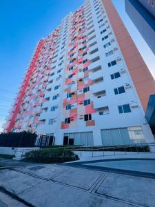 Budova, kde se aparthotel nachází + 16 fotografií