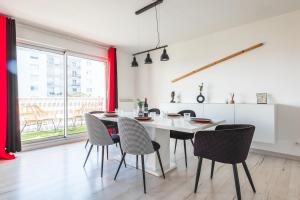Fotografie z fotogalerie ubytování Le Solaris 3 chambres avec 2 grands lits et 3 simples v destinaci Lingolsheim