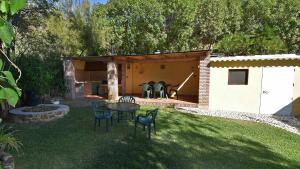 Vonkajšia záhrada v ubytovaní Casitas Select - Villa Abajo in Mijas