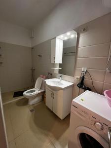 Ένα μπάνιο στο Cattleya Apartment