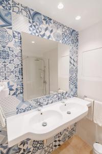 Bathroom sa Hostal HPC Porto Colom