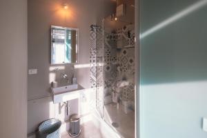 A bathroom at My Lovely Place Loreto