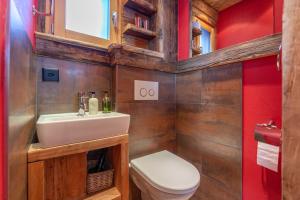 Koupelna v ubytování Chalet Schwalbennest + 30 fotografií