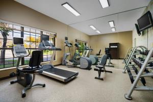 Fitness centrum a/nebo fitness zařízení v ubytování Residence Inn Dallas Addison/Quorum Drive