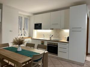 Kuchyň nebo kuchyňský kout v ubytování Casa Palidà + 16 fotografií