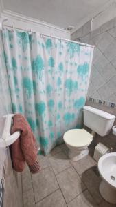 Ένα μπάνιο στο Habana Rooms +21 φωτογραφίες