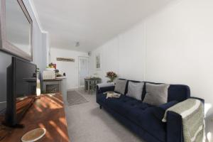 Una cocina o cocineta en Olive Cottage, Carbis Bay St Ives