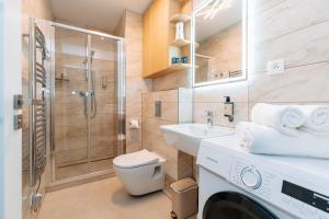 Koupelna v ubytování Apartmán 12 - Rezidence K Lanovce + 14 fotografií