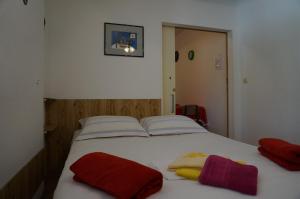 Postel nebo postele na pokoji v ubytování Rooms & Apartments Tepsa - Centre