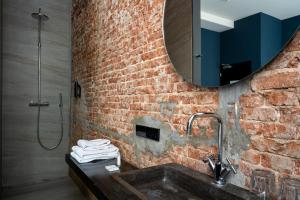 Boutique Hotel Oosteinde tesisinde bir banyo