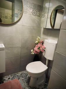 Ένα μπάνιο στο Guszti 2 Apartman