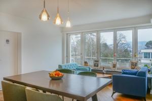 Ruang duduk di Enge Station - Private Room Jura