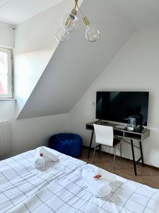 Televiisor ja/või meelelahutuskeskus majutusasutuses Hotell City Karlshamn