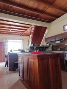 Η κουζίνα ή μικρή κουζίνα στο Casa Bonita Puerto Cayo +24 φωτογραφίες
