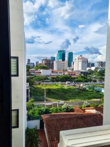 a view of the city from a building at Dpto de Lujo - Vista - Piscina - CoWork en Equipe in El Pary