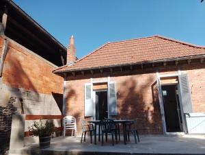 Gallery image of Petite maison atypique in Bouillac +2 photos