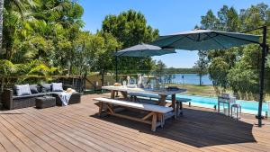 Gallery image of Rivers Edge Oasis -Karuah, Infinity Pool and Private Cinema room in Karuah