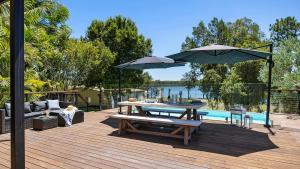 Gallery image of Rivers Edge Oasis -Karuah, Infinity Pool and Private Cinema room in Karuah