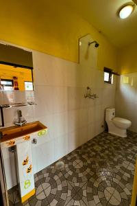 חדר רחצה ב-HOTEL FORESTWAY Hostel & Backpackers