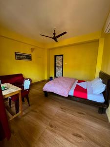 מיטה או מיטות בחדר ב-HOTEL FORESTWAY Hostel & Backpackers