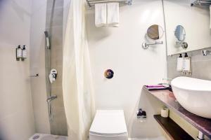 Billede fra billedgalleriet på Cozzet Mahad i Mahād + 113 billeder