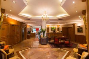 Χώρος καθιστικού στο Sun Riviera Hotel
