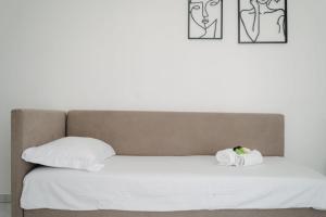 Ένα ή περισσότερα κρεβάτια σε δωμάτιο στο Nissi Route 76