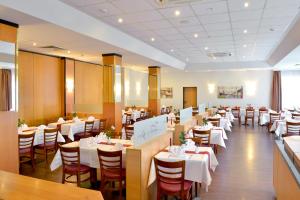Restaurace v ubytování Hotel Sachsen-Anhalt