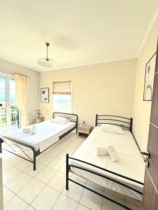 Imagen de la galería de Thealassa Villa, en Karavádhos
