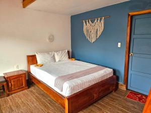 Postel nebo postele na pokoji v ubytování Ong Lang Bay Resort