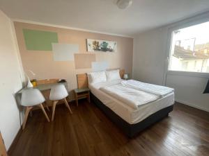 Postel nebo postele na pokoji v ubytování Residenz Hotel Wuppertal