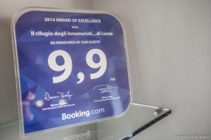 Certifikát, ocenenie alebo iný dokument vystavený v ubytovaní Il rifugio degli Innamorati...di Lucca