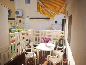 Billede fra billedgalleriet på A H RENTALS Columbra Amplio adosado a 100 mtrs playa Piscina Parking i Peñíscola