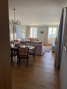 Posteľ alebo postele v izbe v ubytovaní Apartments Cafe Hexe